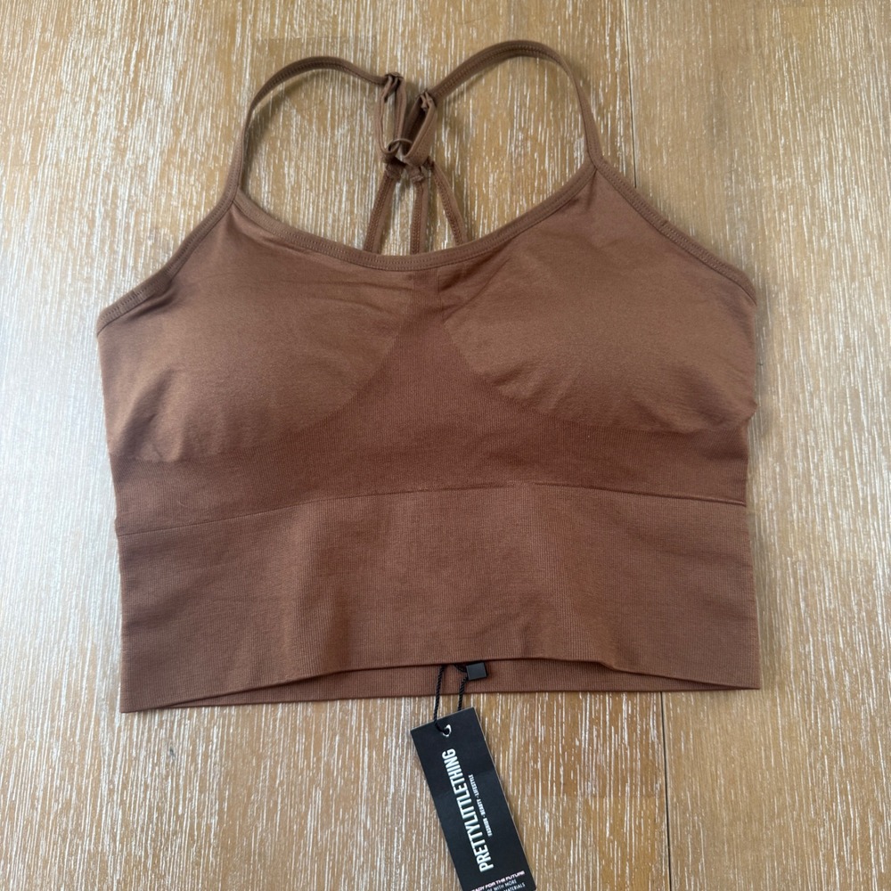 PRETTYLITTLETHING Dark‎ Brown Basic Seamless Padded Sports Bra - S